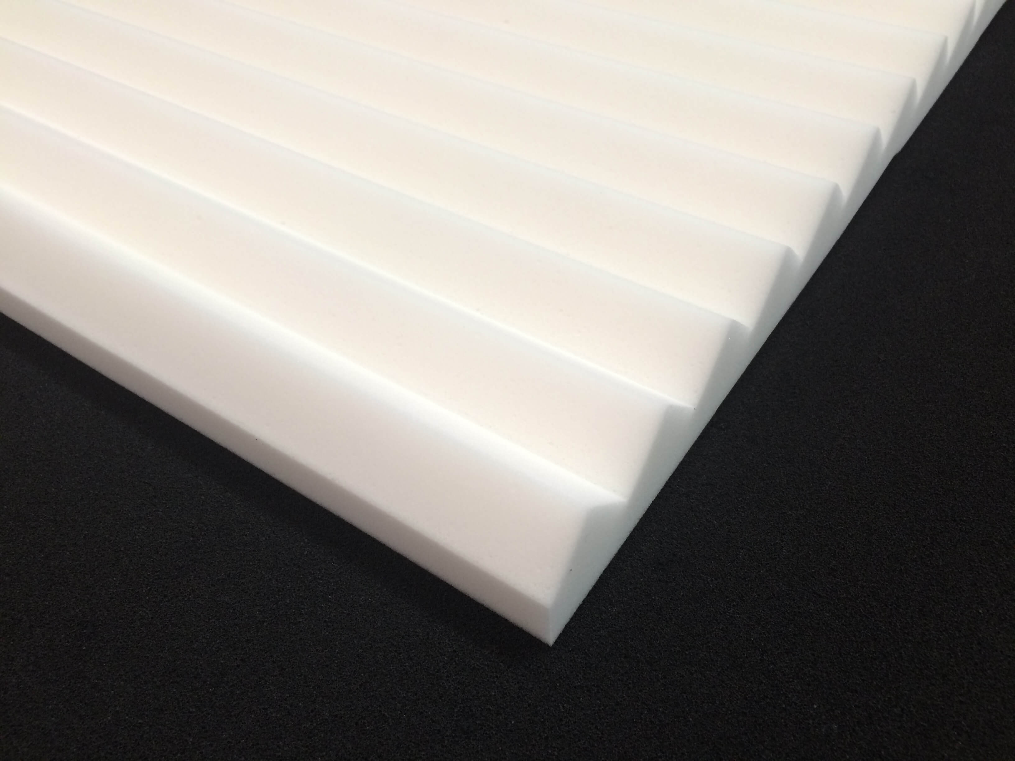 Mel-Acoustic Wedge 40mm White Melamine Acoustic Foam Panel 600x600 Pack Of 10-3