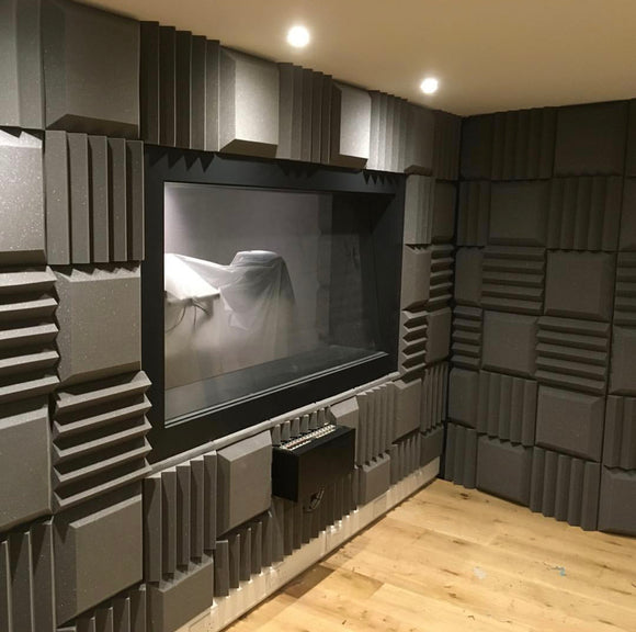 Lot de dalles en mousse Euphonic Wedge PRO Acoustic Studio - 24 dalles, couverture de 3,48 m²